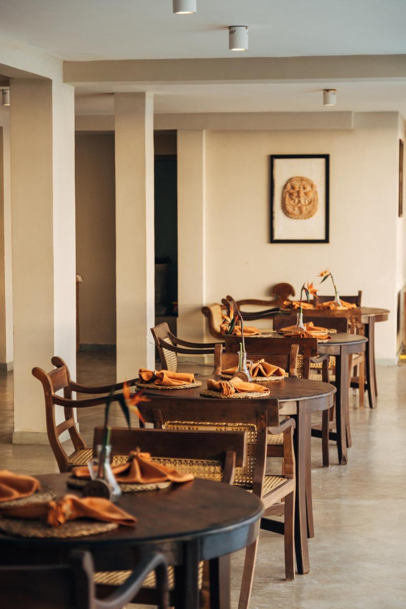 Neevana Hotel Hikkaduwa Extérieur photo