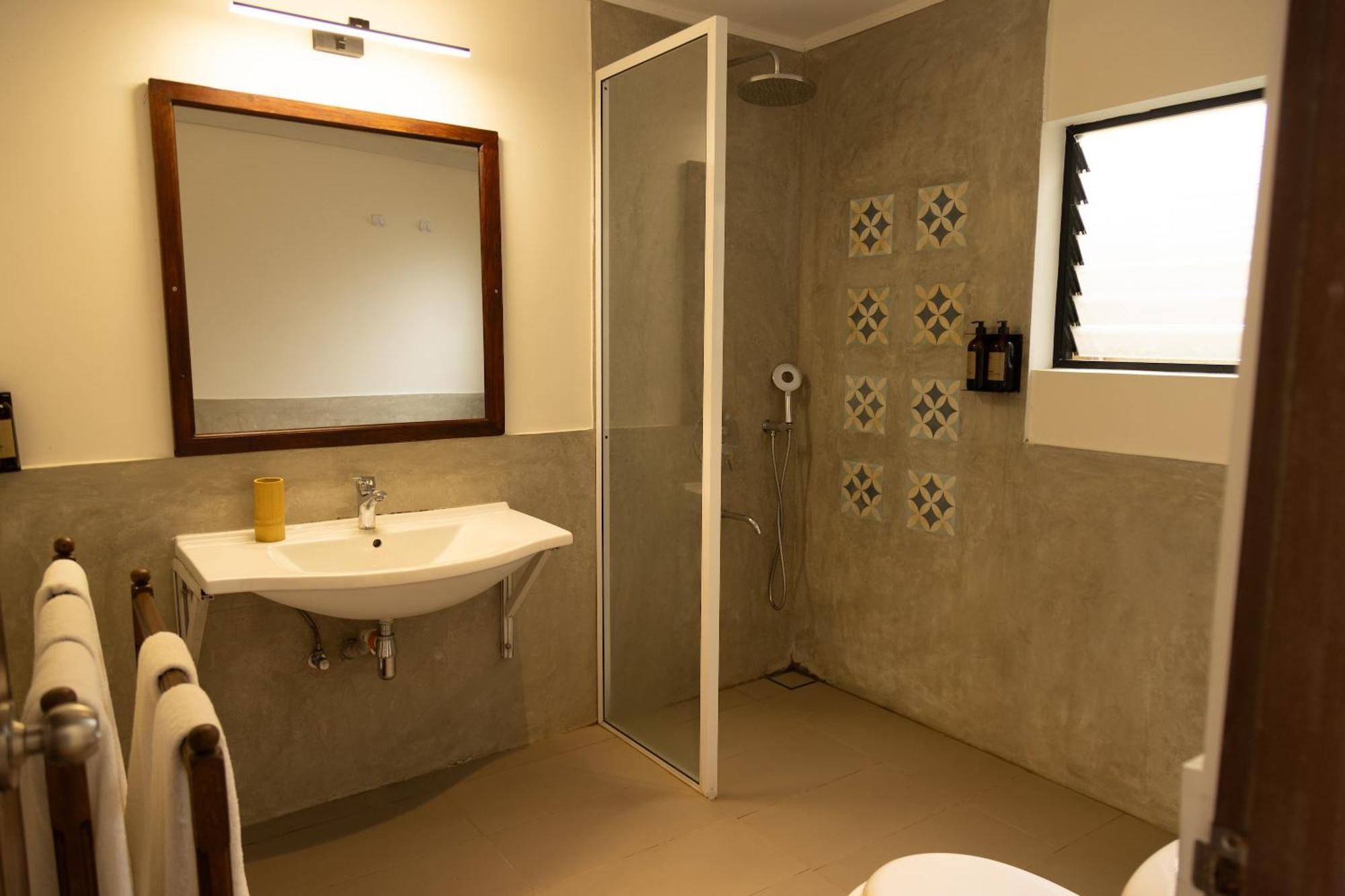 Neevana Hotel Hikkaduwa Extérieur photo