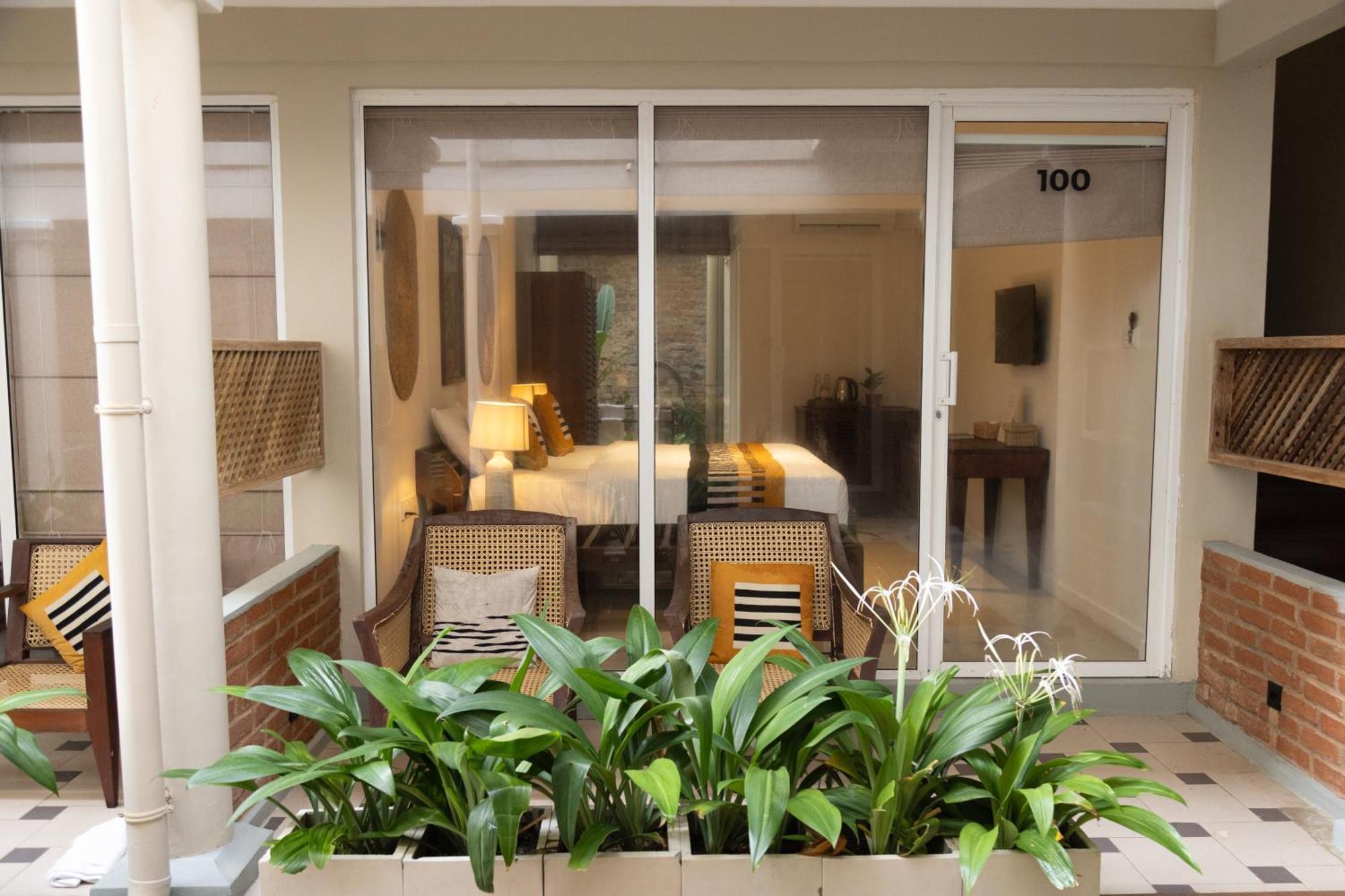 Neevana Hotel Hikkaduwa Extérieur photo